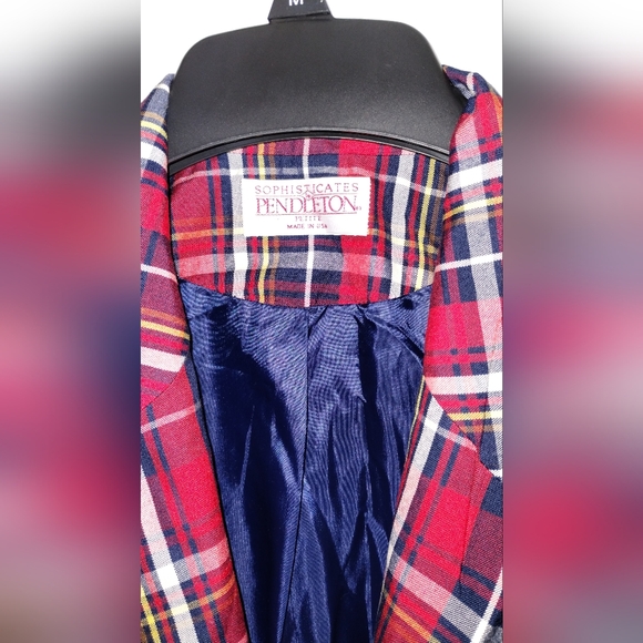 Vintage Pendleton Set Plaid Blazer and Short Set - Picture 16 of 16